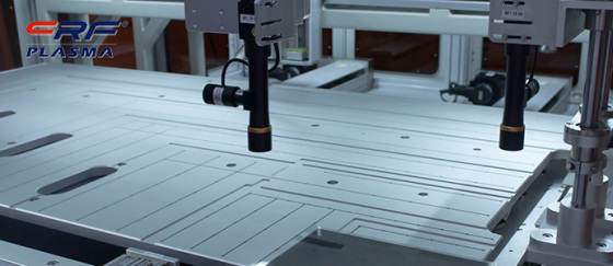 等離子清洗機(jī)清洗原理及其在現(xiàn)代工業(yè)中的應(yīng)用